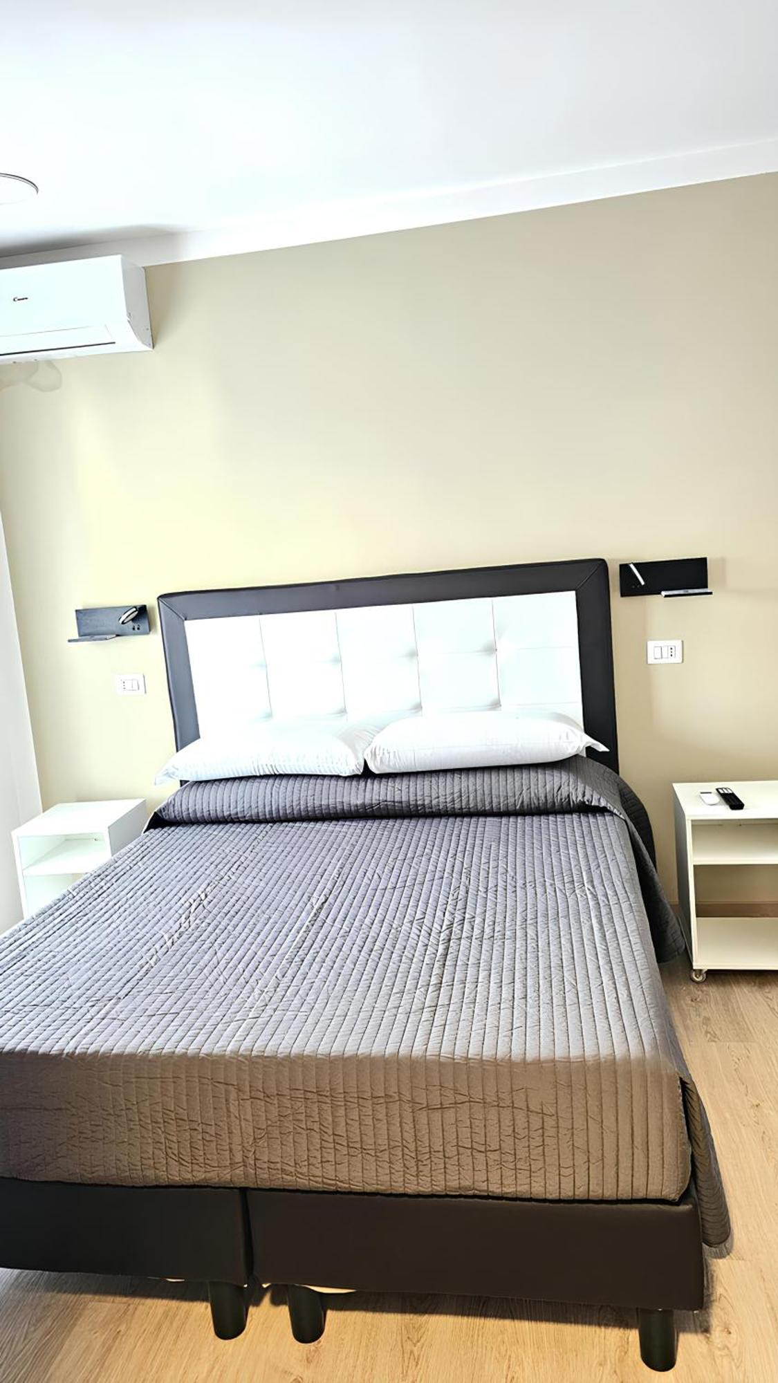 Convenient Booking B&B Roma Dış mekan fotoğraf